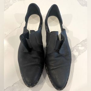 Freda Salvador d’orsay classic black leather flats